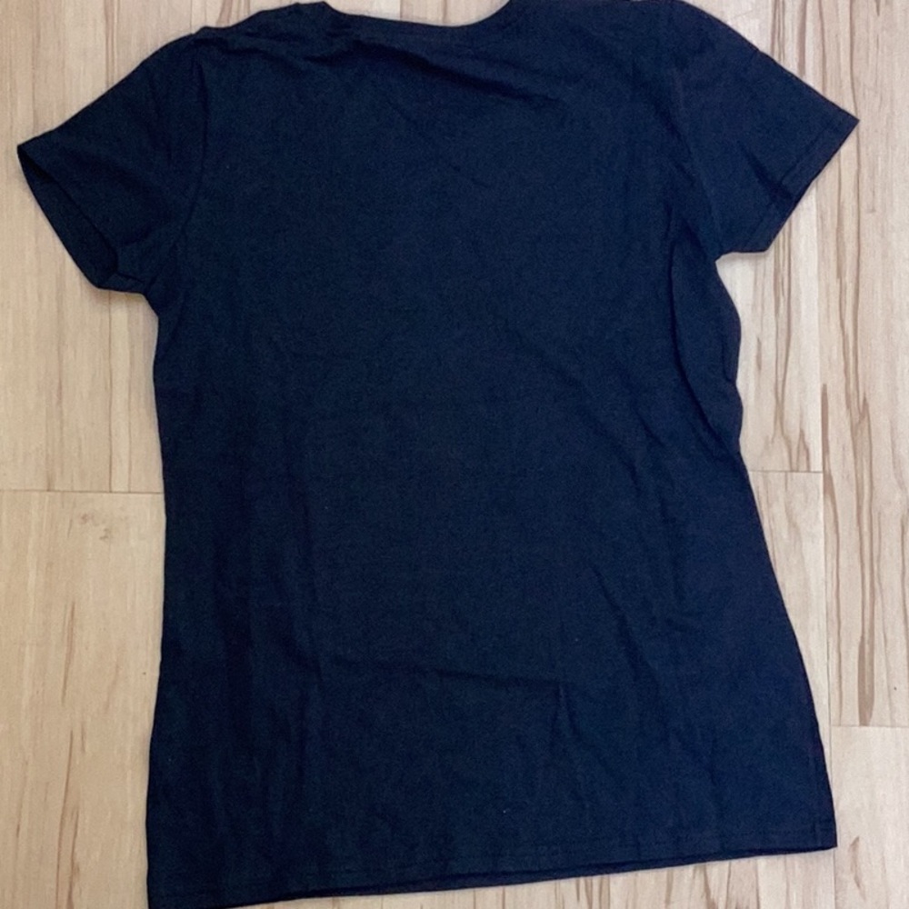Black & Gold Metallic 'Fur Mama' Dog Paw Print Heart‎ Women’s T-Shirt Small NWT - Picture 4 of 7
